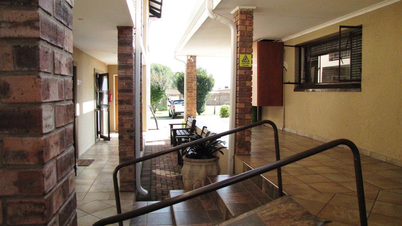 Bel Air Guest House Piet Retief Exteriér fotografie